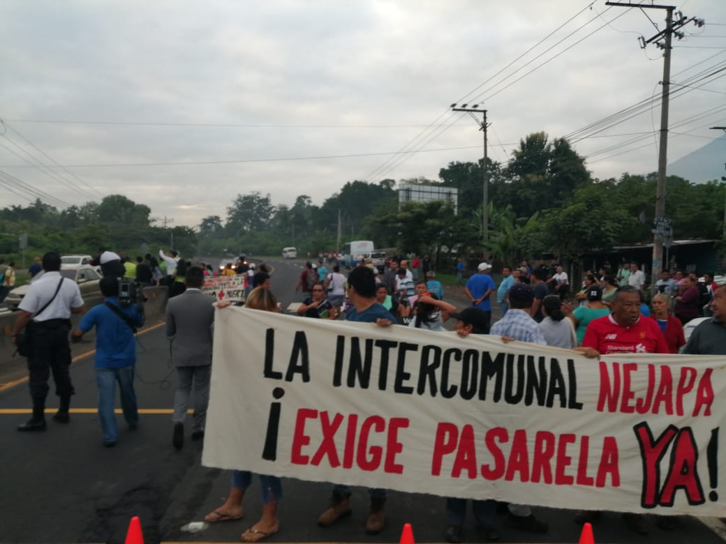 FMLN intenta bloquear construcción de pasarela que el Gobierno había consensuado con habitantes de Nejapa fmln-intenta-bloquear-construccion-de-pasarela-que-el-gobierno-habia-consensuado-con-habitantes-de-nejapa